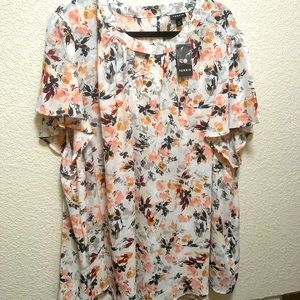 Torrid top NWT size 5.